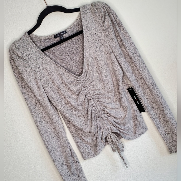 Moa Moa Gray Ruched Top - Picture 8 of 9